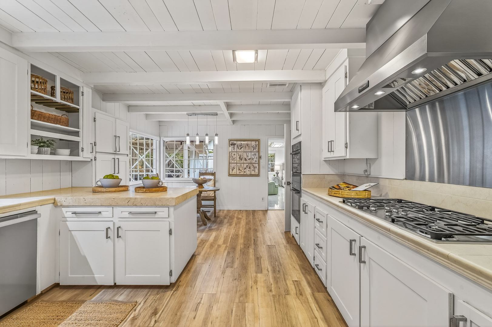 若い梅 25905 Junipero Avenue, Carmel, CA 93923 - SOLD | List Price