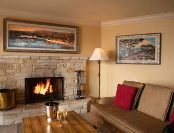Rooms & Suites