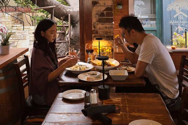 A Food Scene That Surprises Visitors