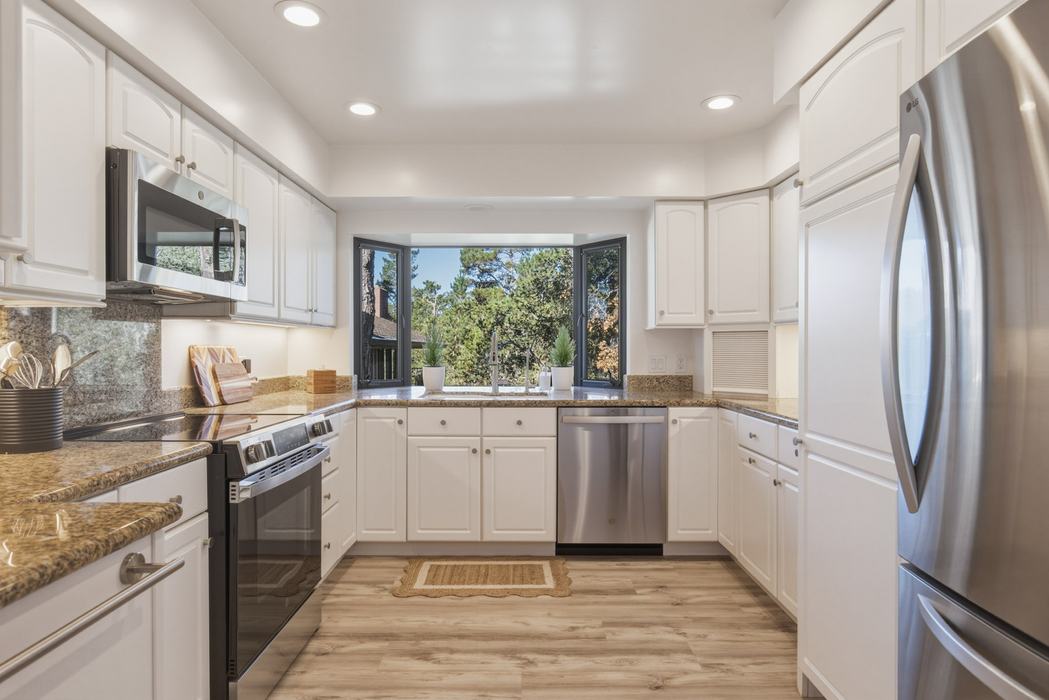 137 Del Mesa Carmel, Carmel